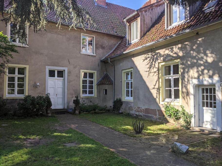 Haus Keppelborg: Zi Antonia Mit Kirchplatzblick Lejlighed Heek Eksteriør billede